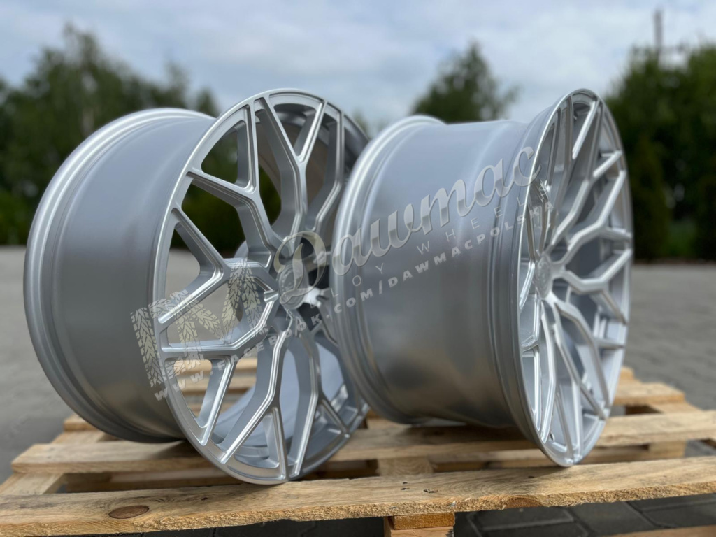 Yota Wheels YP1 20" 9J ET35 + 10J ET40 5x120 Gloss Silver - obrazek 3