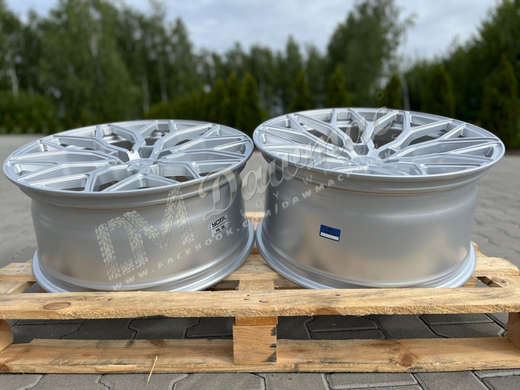 Yota Wheels YP1 20" 9J ET35 + 10J ET40 5x120 Gloss Silver - obrazek 8