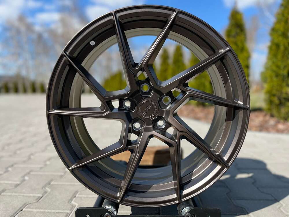 Yota Wheels YP2 18" 8J ET40 5x112 Dark Satin Bronze