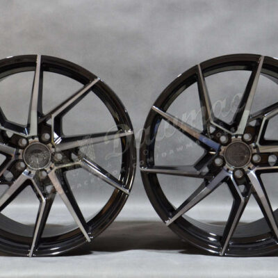 Yota Wheels YP2 20" 10,5J ET20-ET45 5x108-5x120 Black Glossy Tint