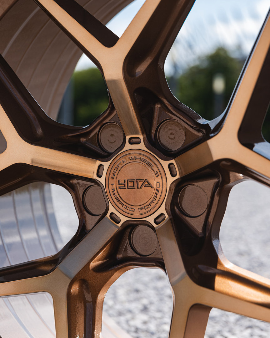 Yota Wheels YP5 20" 9J ET20-ET45 + 10,5J ET20-ET45 5x108-5x120 Platinum Bronze Tint - obrazek 7
