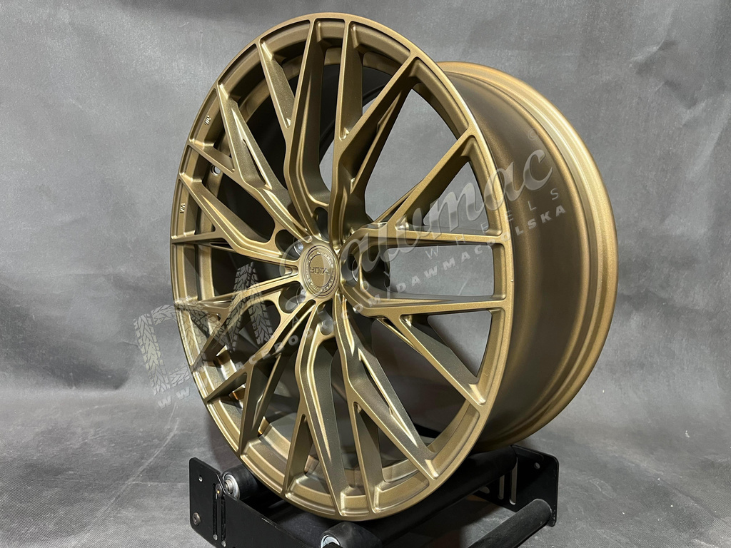 Yota Wheels YP7 20" 8,5J ET25-ET42 + 10J ET25-ET42 BLANK Satin Bronze - obrazek 4
