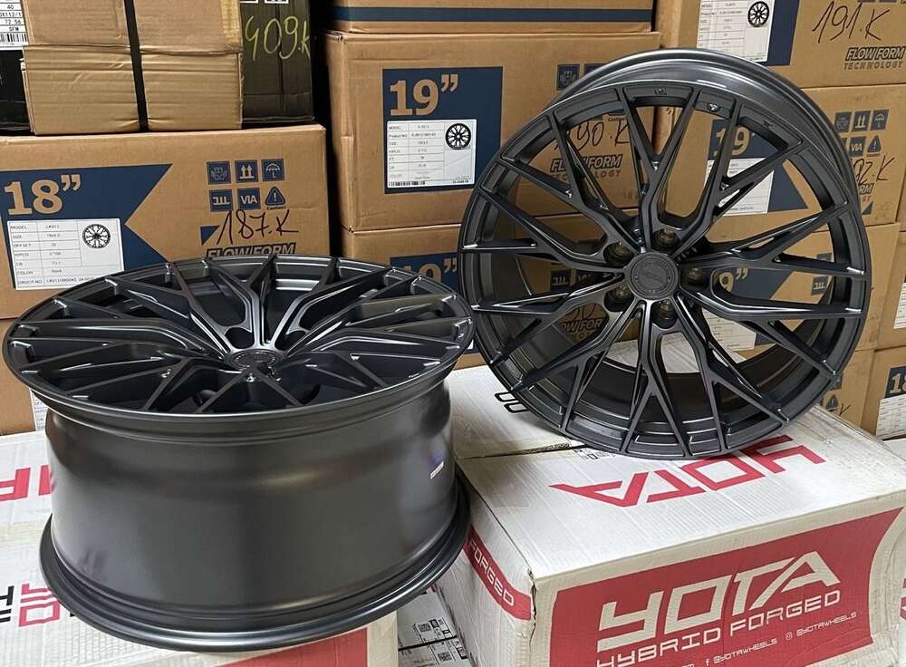 Yota Wheels YP7 20" 9J ET25-ET42 + 10J ET25-ET42 BLANK Satin Graphite