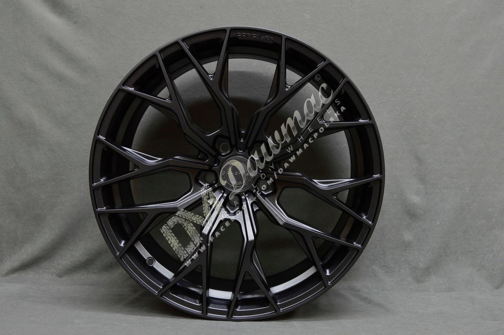 Concaver CVR1 20" 8,5J ET20-ET45 + 10,5J ET15-ET45 BLANK Carbon Graphite - obrazek 2