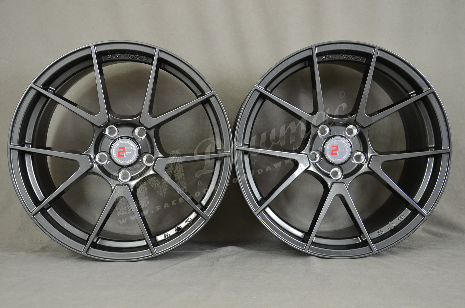 2Forge ZF6 19" 9,5J ET15-ET45 + 11J ET15-ET45 5x100-5x130 Gloss Gunmetal - obrazek 2