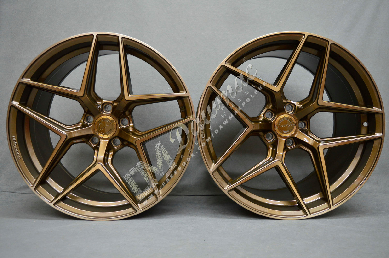 Concaver CVR2 20" 10J ET20-ET48 + 12J ET0-ET60 BLANK Brushed Bronze - obrazek 2