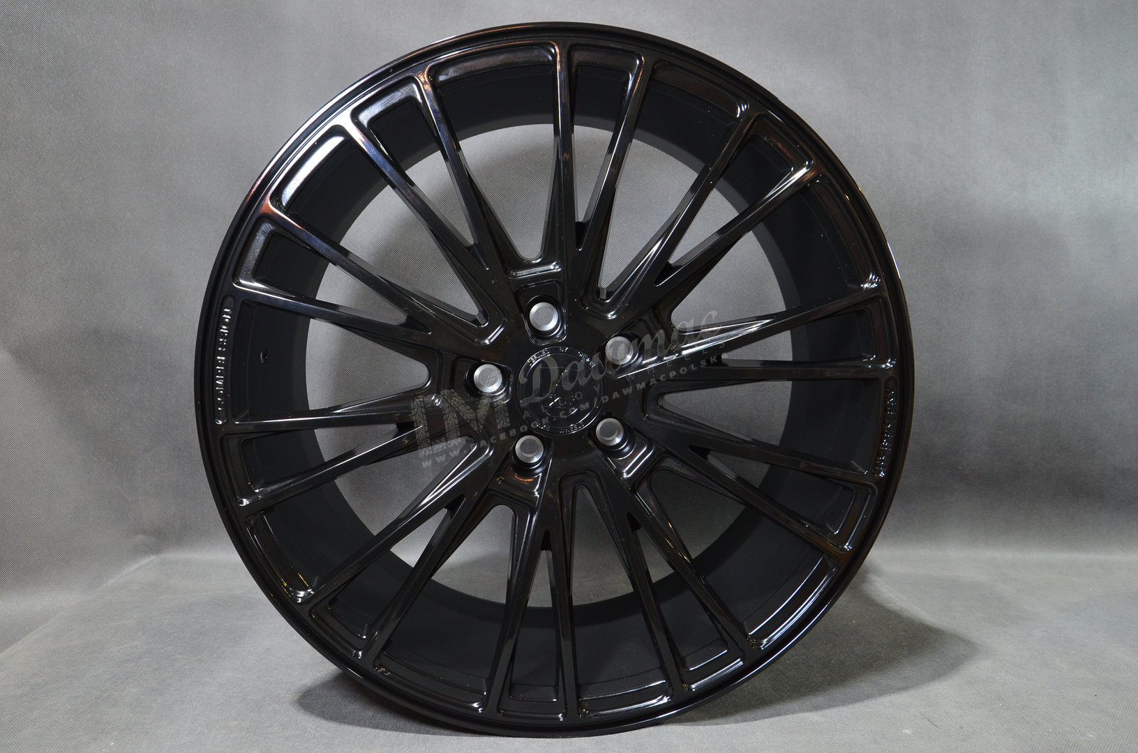 AXE CF2 21" 10,5J ET35 5x108-5x130 Gloss Black - obrazek 2