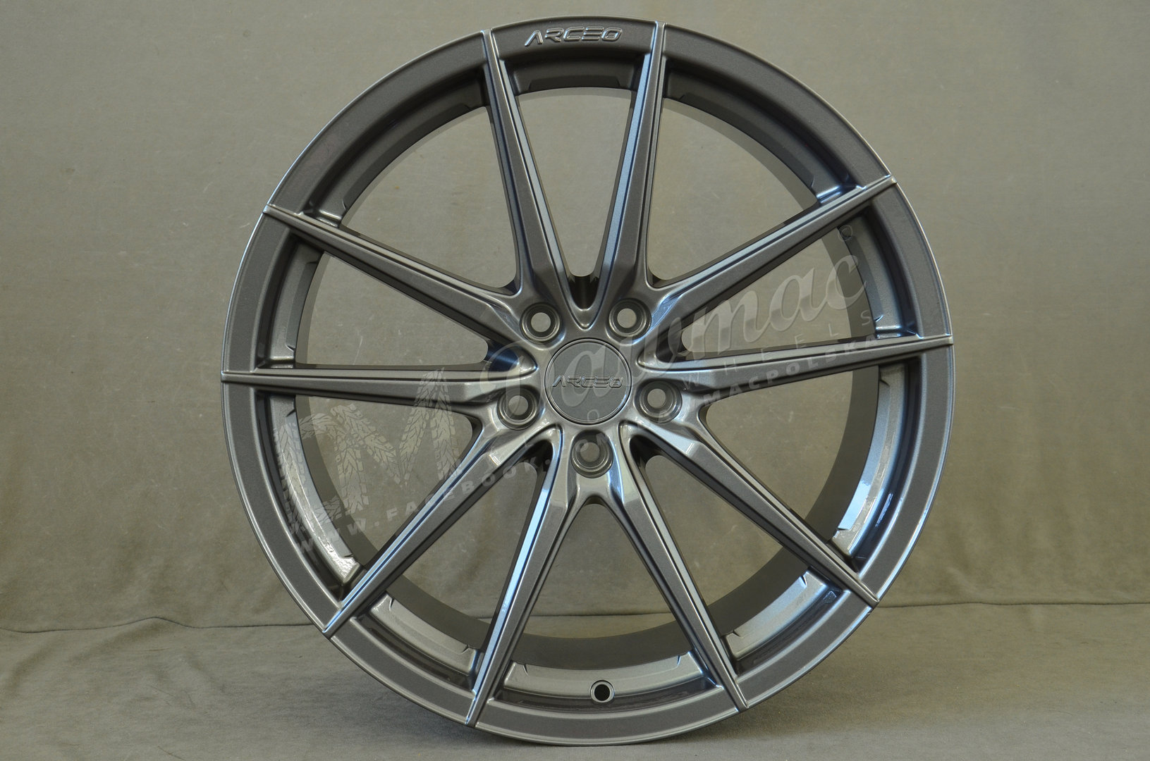 Arceo Monaco 19" 8,5J ET30 5x120 Glossy Titan - obrazek 2