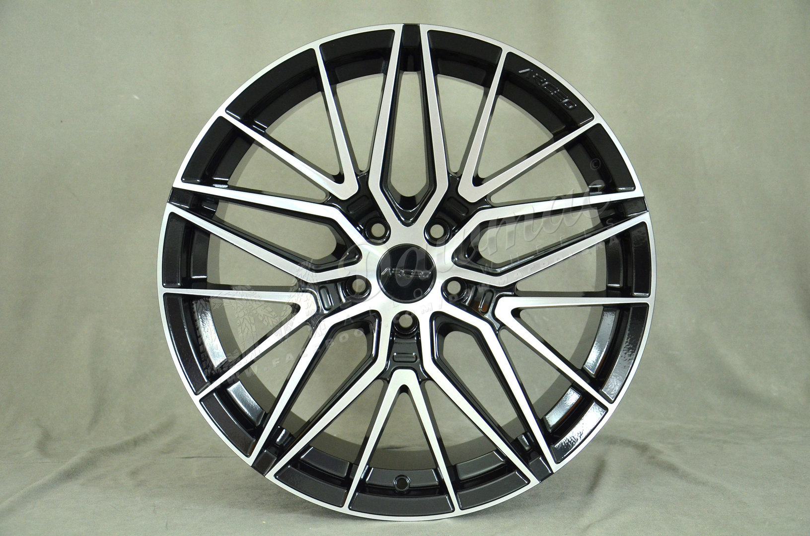 Arceo Sevilla 19" 9,5J ET37 5x120 Black Diamond - obrazek 2