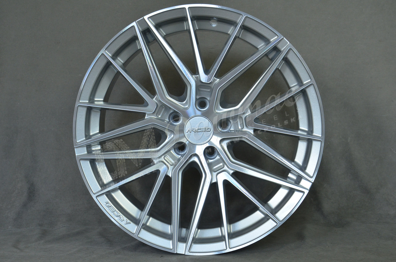 Arceo Sevilla 19" 9,5J ET40 5x112 Silver Diamond - obrazek 2