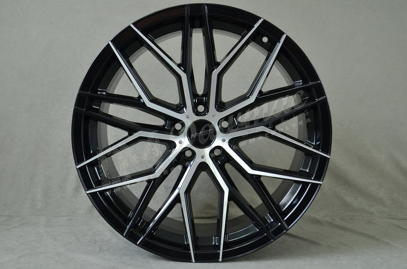 Arceo Valencia 21" 10,5J ET45 5x112 Black Diamond - obrazek 2