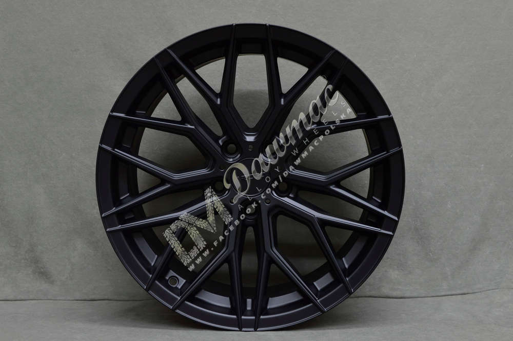 Arceo Valencia 19" 9,5J ET40 5x114,3 Matt Black