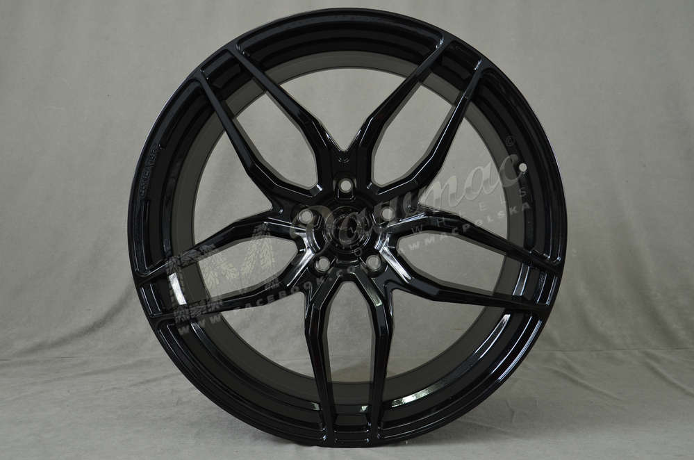 Concaver CVR2 19" 10J ET20-ET51 BLANK Platinum Black