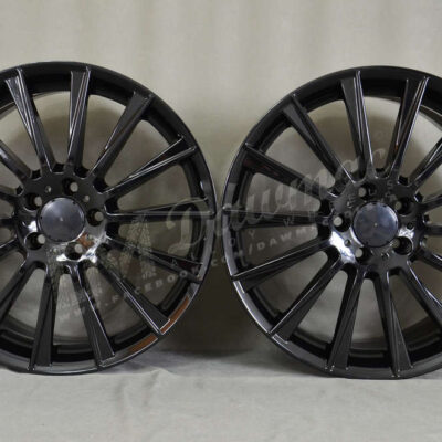 Arceo DY13 19" 8J ET44 + 9J ET48 5x112 Black