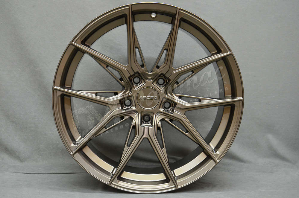 Arceo Marceille 19" 8,5J ET35 5x114,3 Glossy Bronze