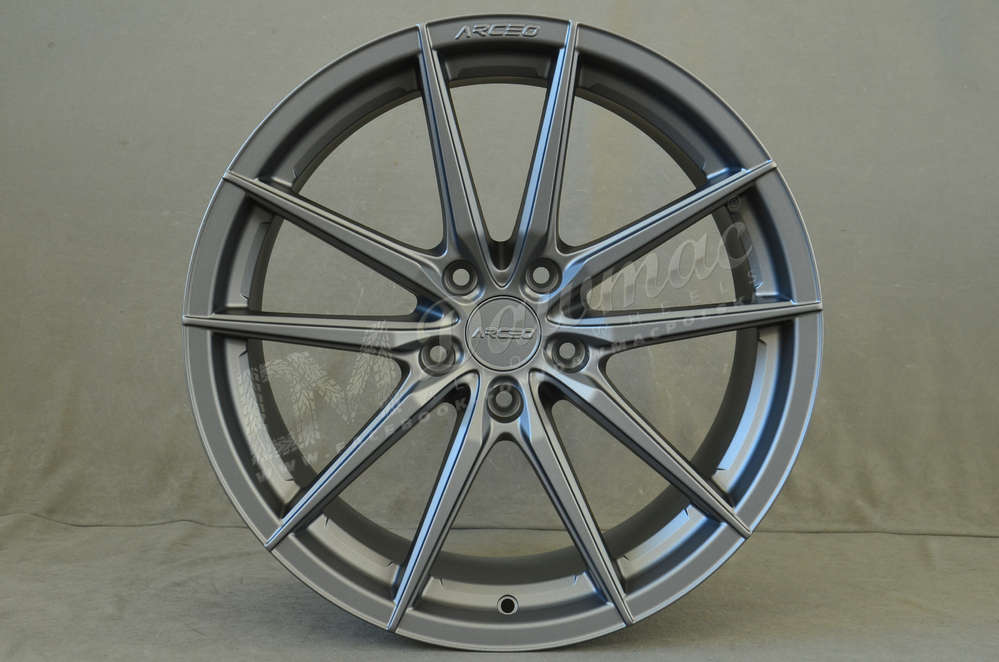 Arceo Monaco 18" 8J ET33 5x114,3 Matt Titan