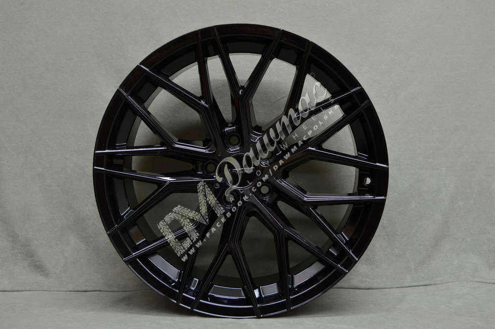 Arceo Valencia 19" 8,5J ET35 5x112 Gloss Black