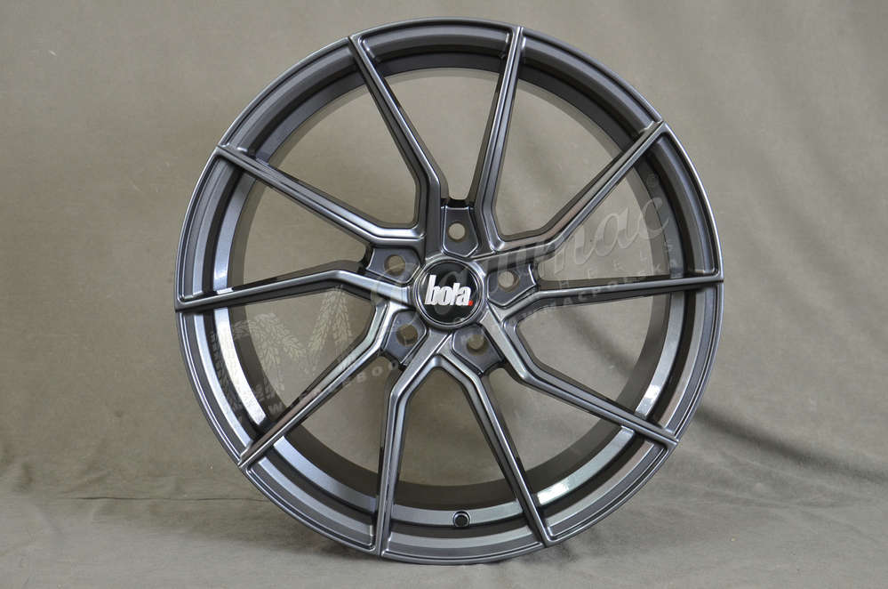 BOLA B25 17" 7,5J ET40-45 5x98-5x120 Gloss Gunmetal