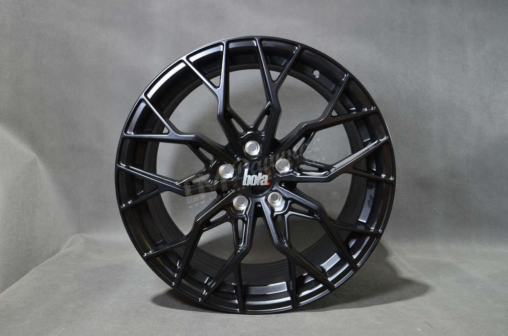 Bola FLX 19" 9,5J ET15-ET50 5x98-5x130 Gloss Black