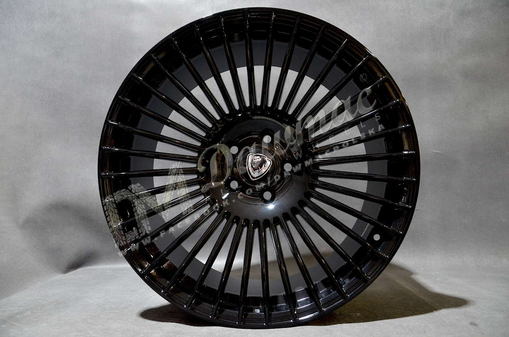 CADES Liniar 20" 8,5J ET30 5x112 Gloss Black