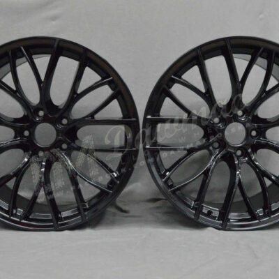 Carbonado Shine 19" 8,5J ET35 5x120 Black Glossy