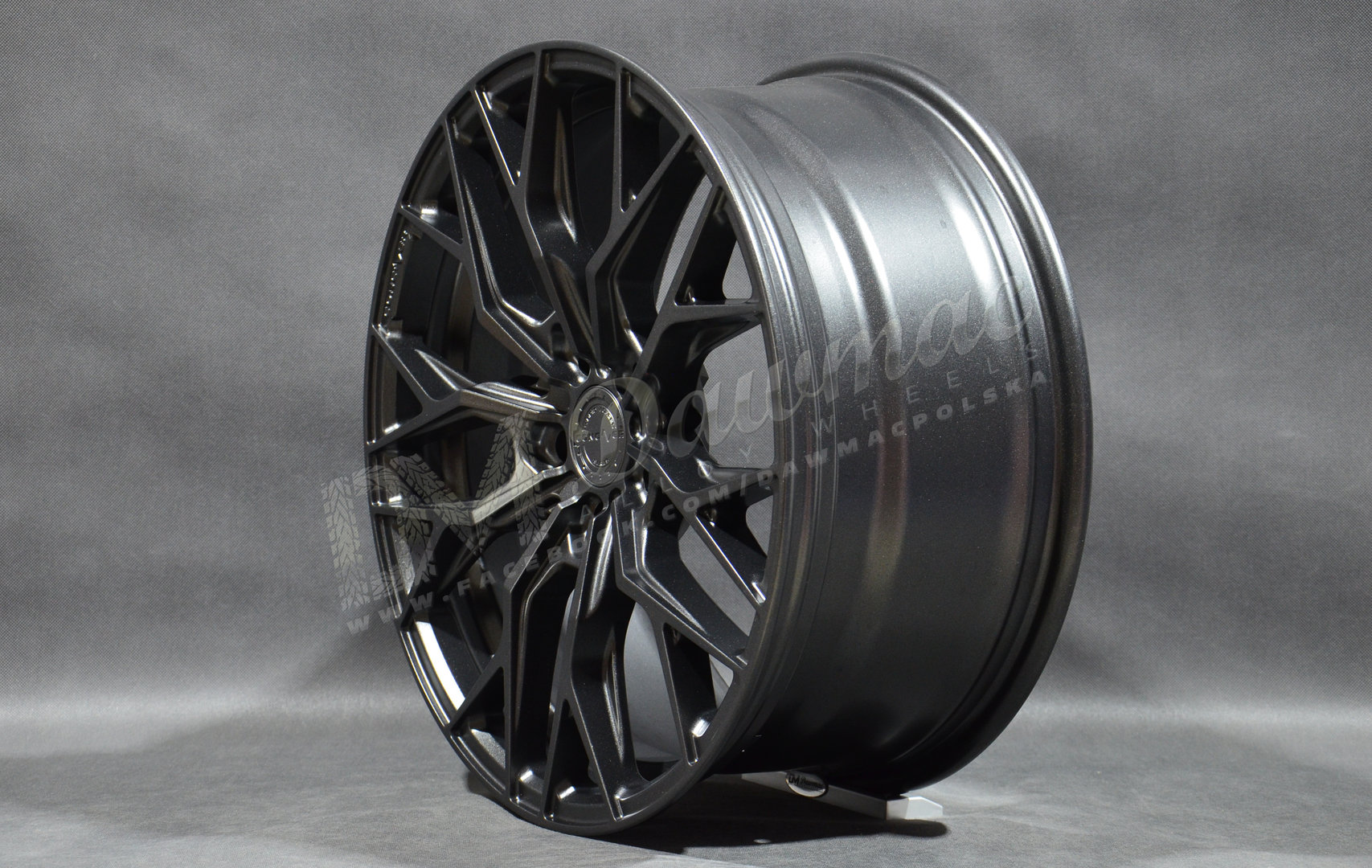 Concaver CVR1 19" 8J ET20-ET40 BLANK Carbon Graphite - obrazek 3