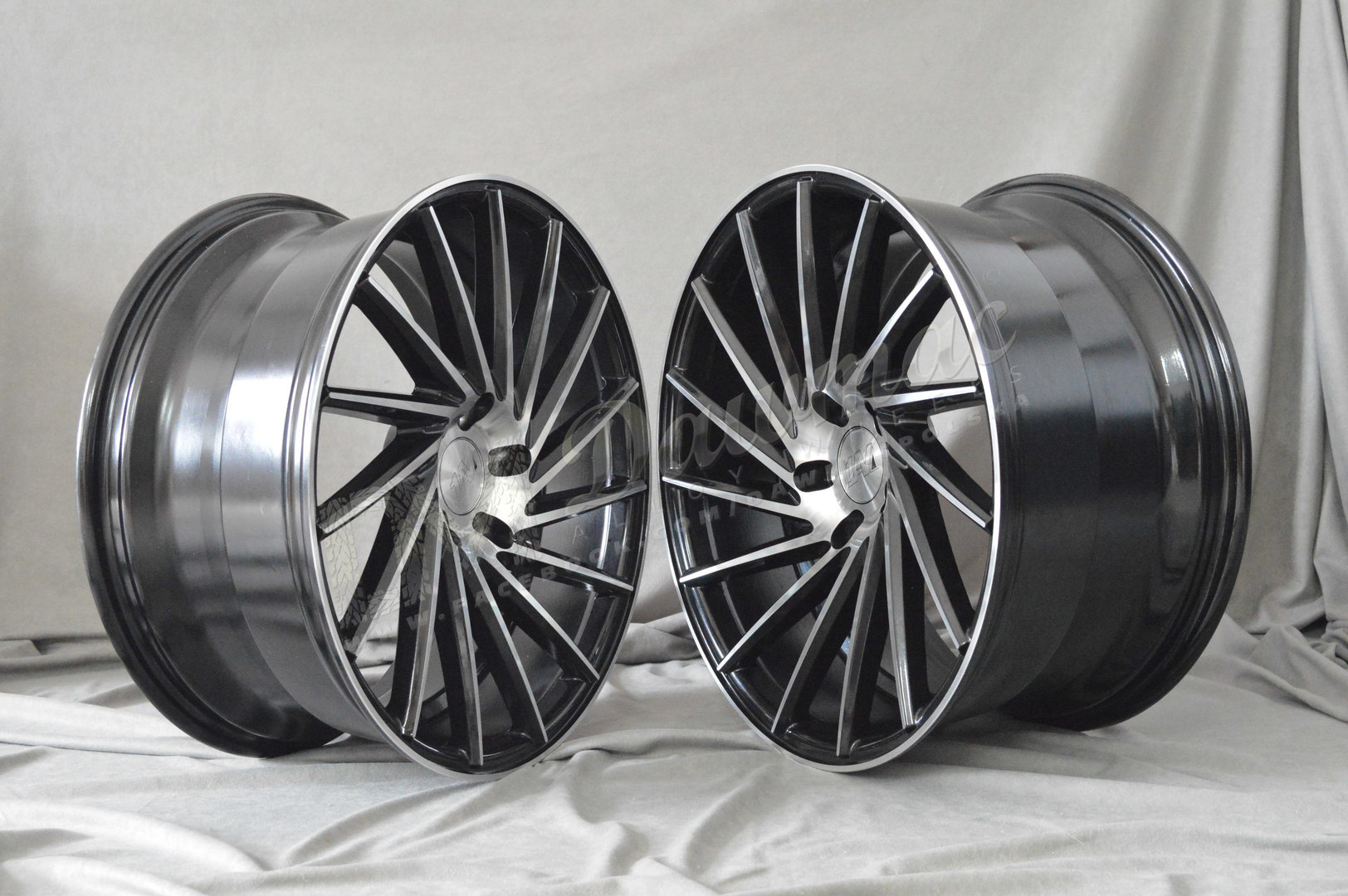 1AV ZX1 19" 8,5J ET40 + 9,5J ET40 5x108 BPF - obrazek 3