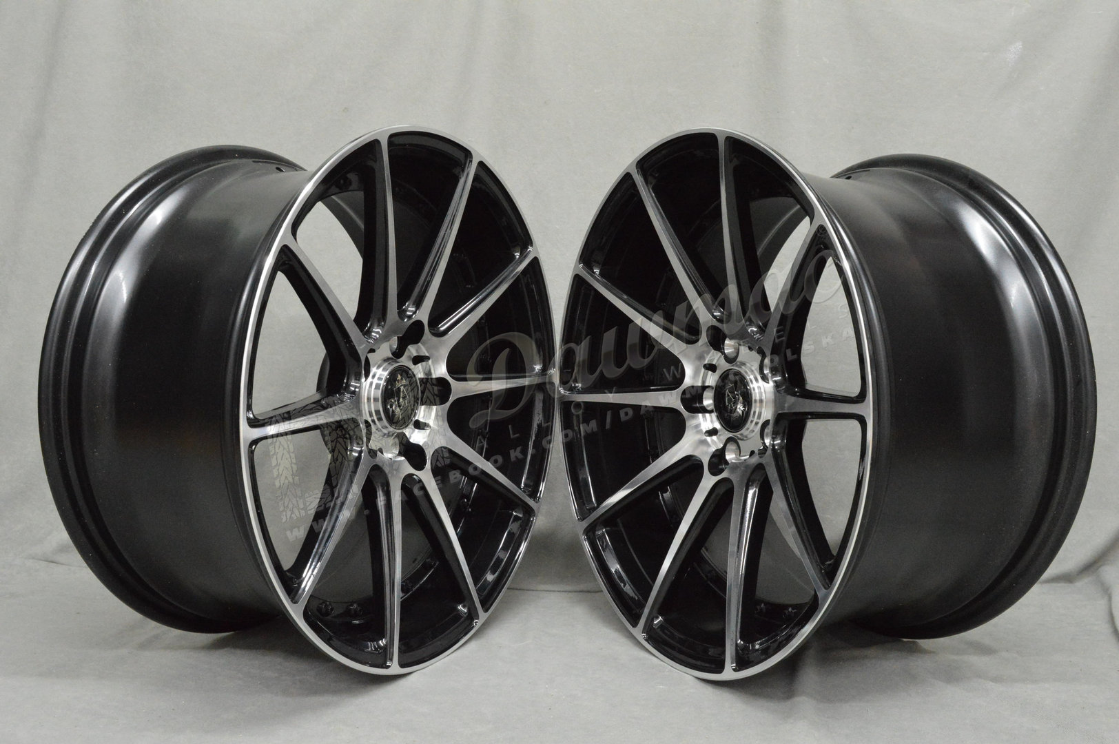 AXE EX16 19" 8,5J ET40 + 9,5J ET42 5x114,3 Black Polished Face & Barrel - obrazek 3