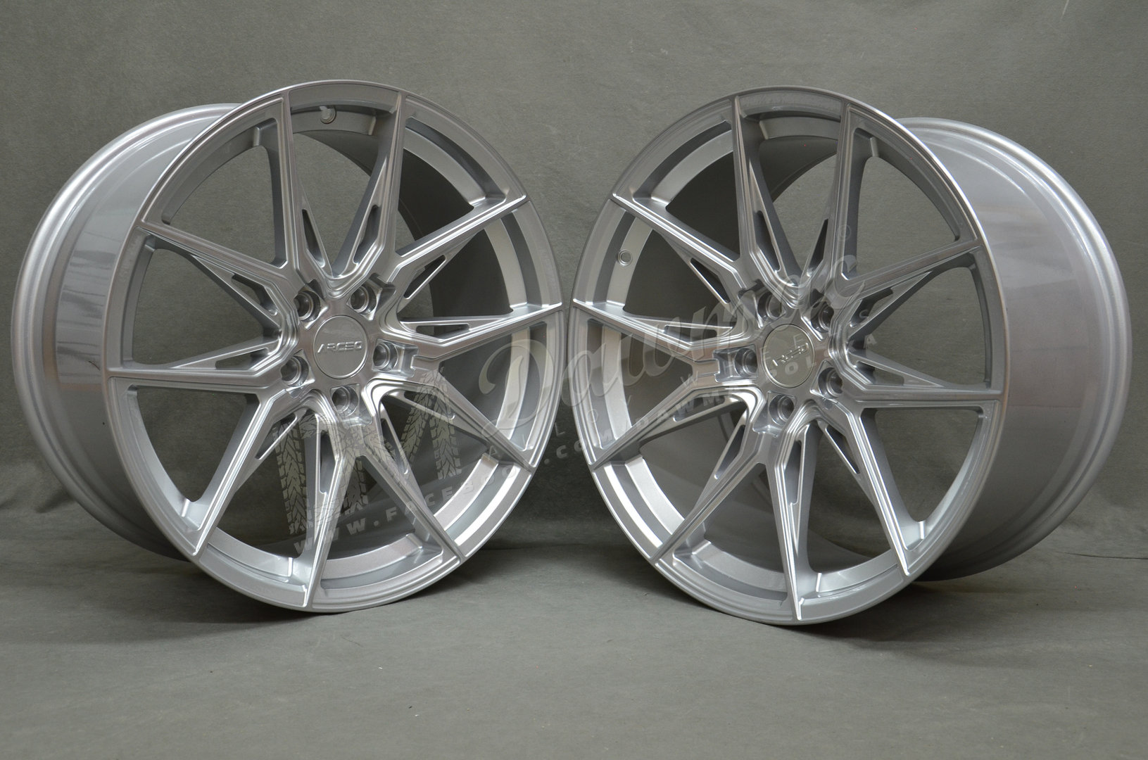 Arceo Marceille 20" 9J ET35 + 10J ET40 5x114,3 Silver Diamond - obrazek 3