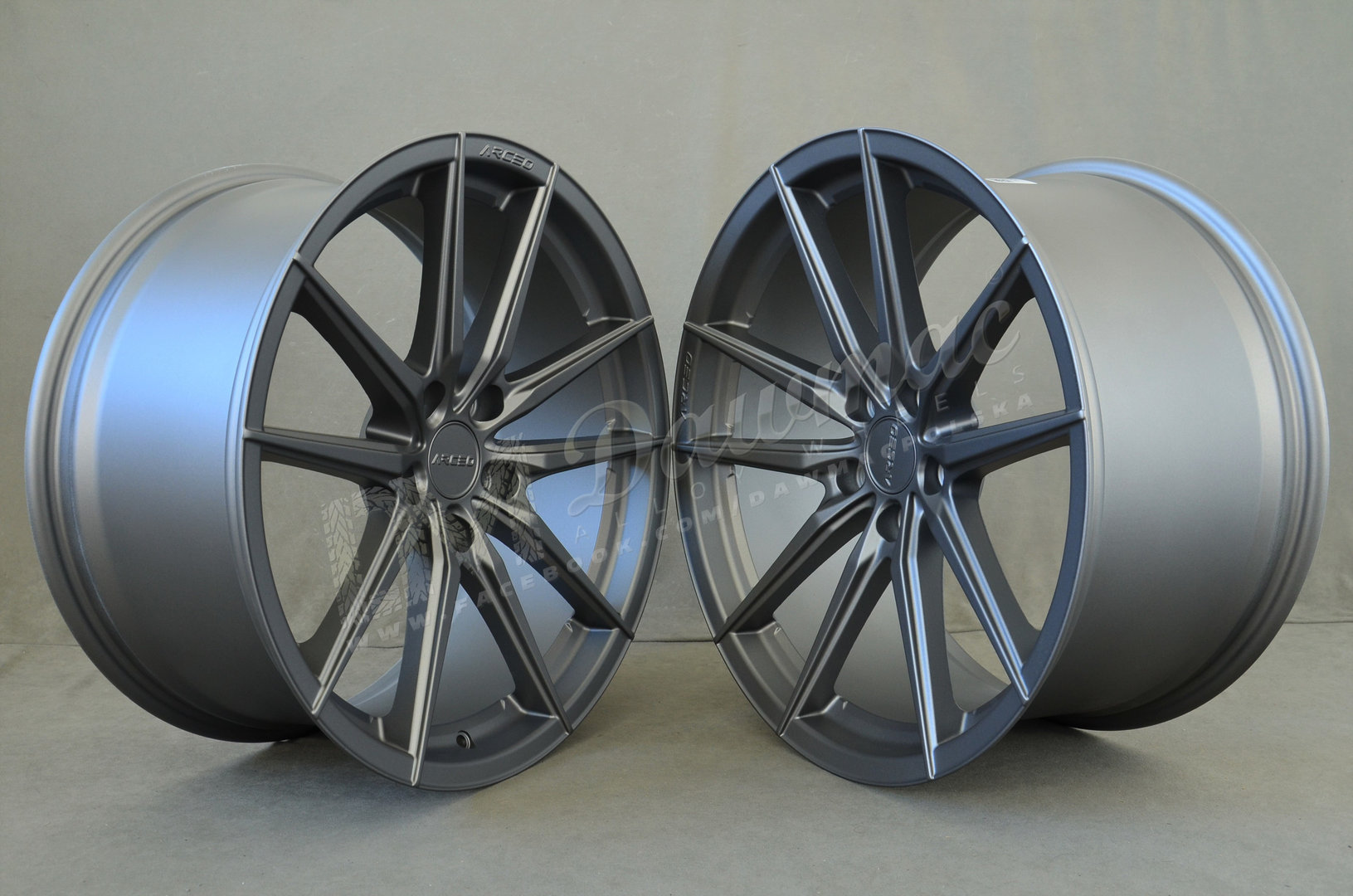 Arceo Monaco 19" 8,5J ET33 + 9,5J ET37 5x120 Matt Titan - obrazek 3