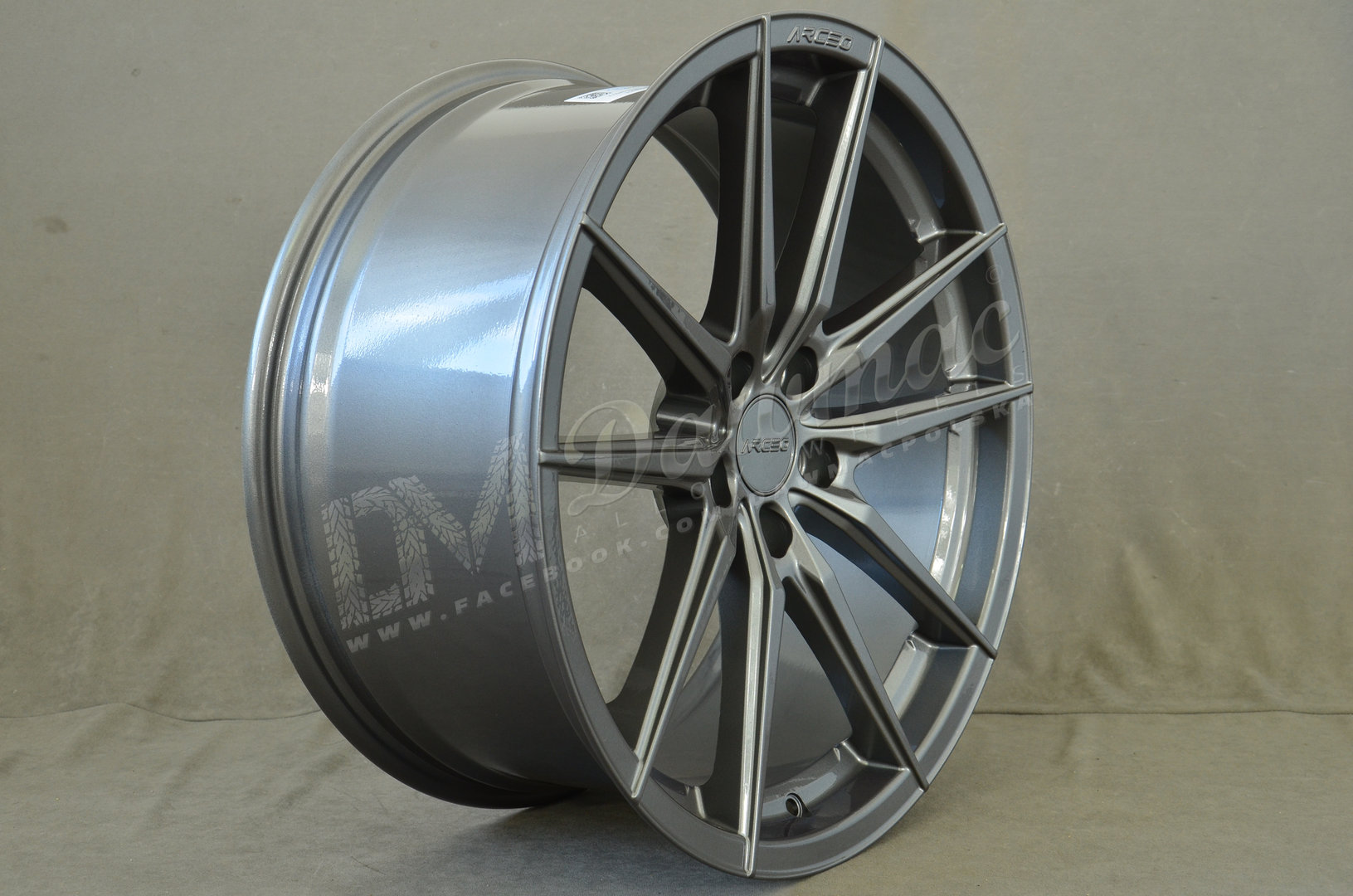 Arceo Monaco 19" 8,5J ET33 5x112 Glossy Titan - obrazek 3