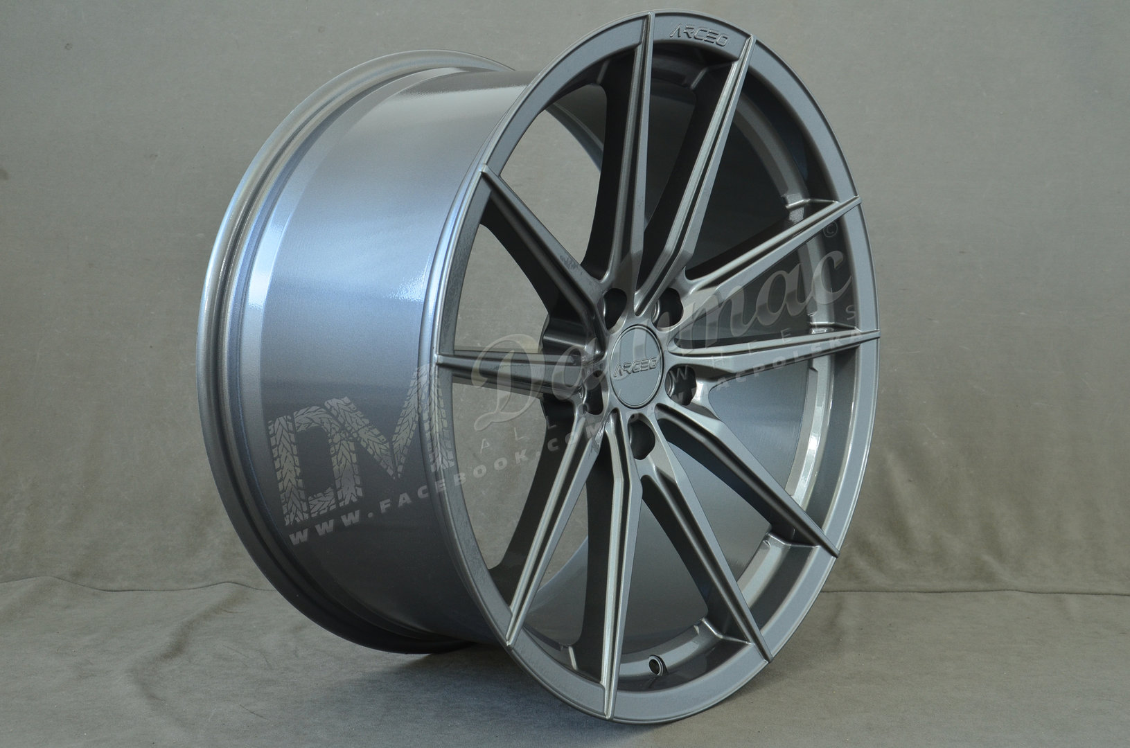 Arceo Monaco 19" 9,5J ET37 5x120 Glossy Titan - obrazek 3