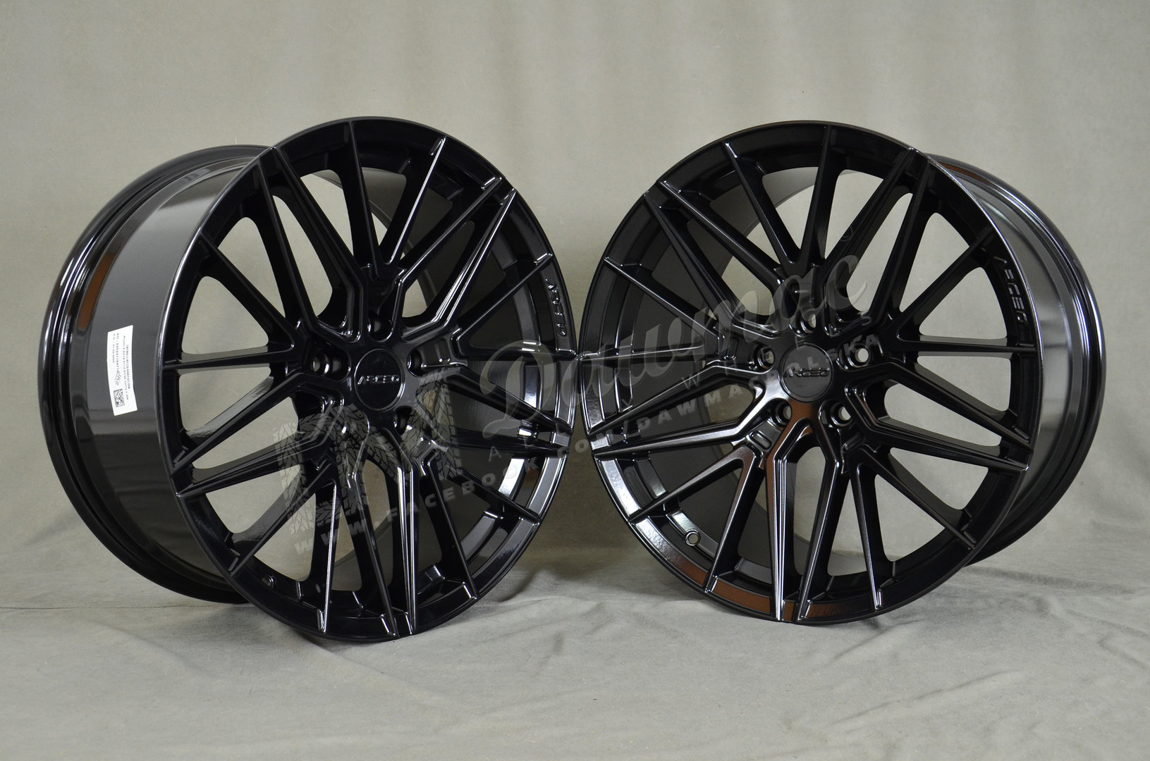 Arceo Sevilla 19" 8,5J ET33 + 9,5J ET37 5x120 Gloss Black - obrazek 3