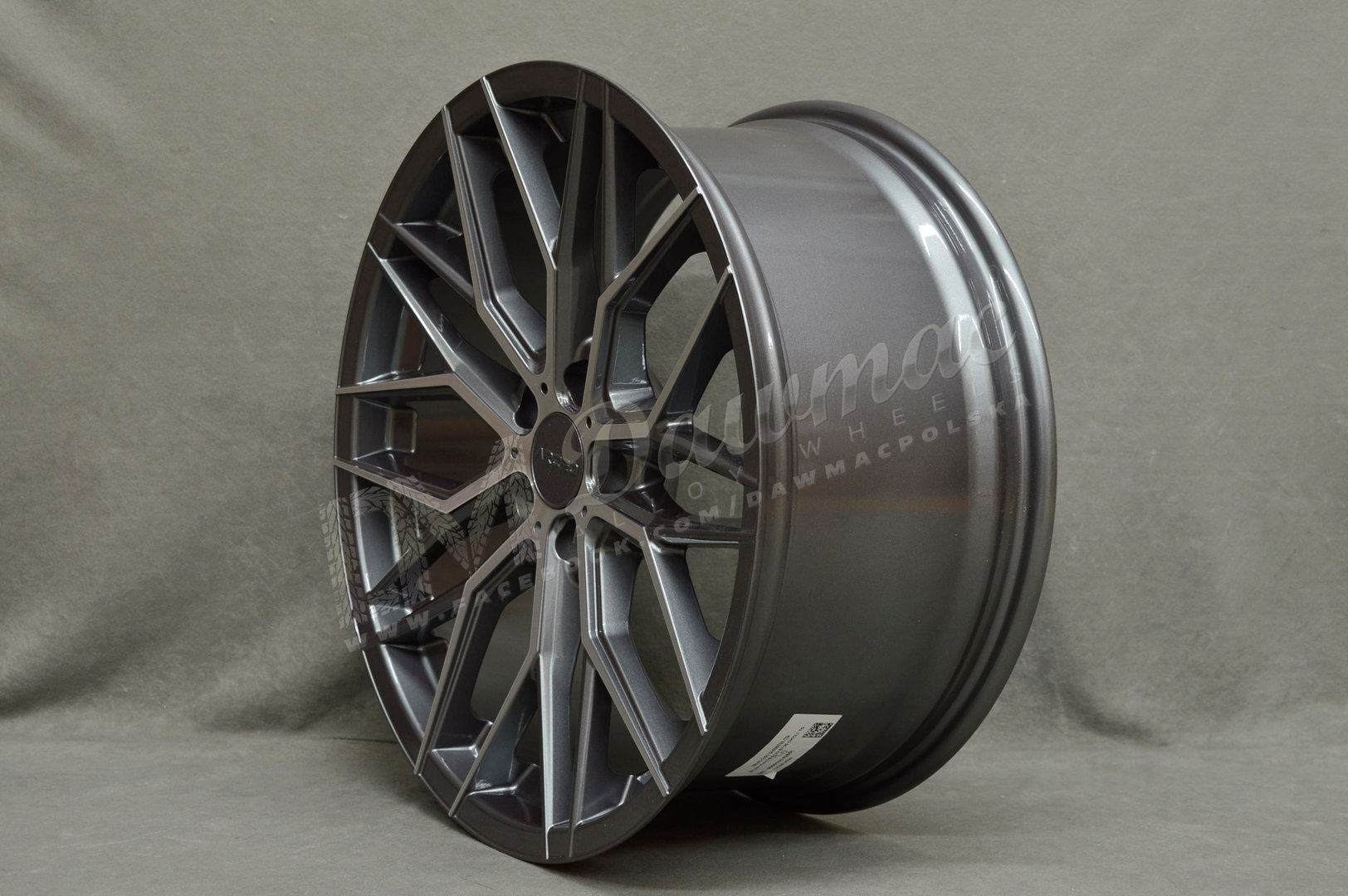 Arceo Valencia 18" 8,5J ET35 5x120 Titan Diamond - obrazek 3