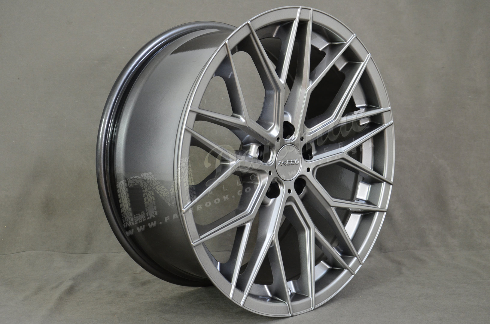 Arceo Valencia 19" 8,5J ET35 5x112 Hyper Black - obrazek 3
