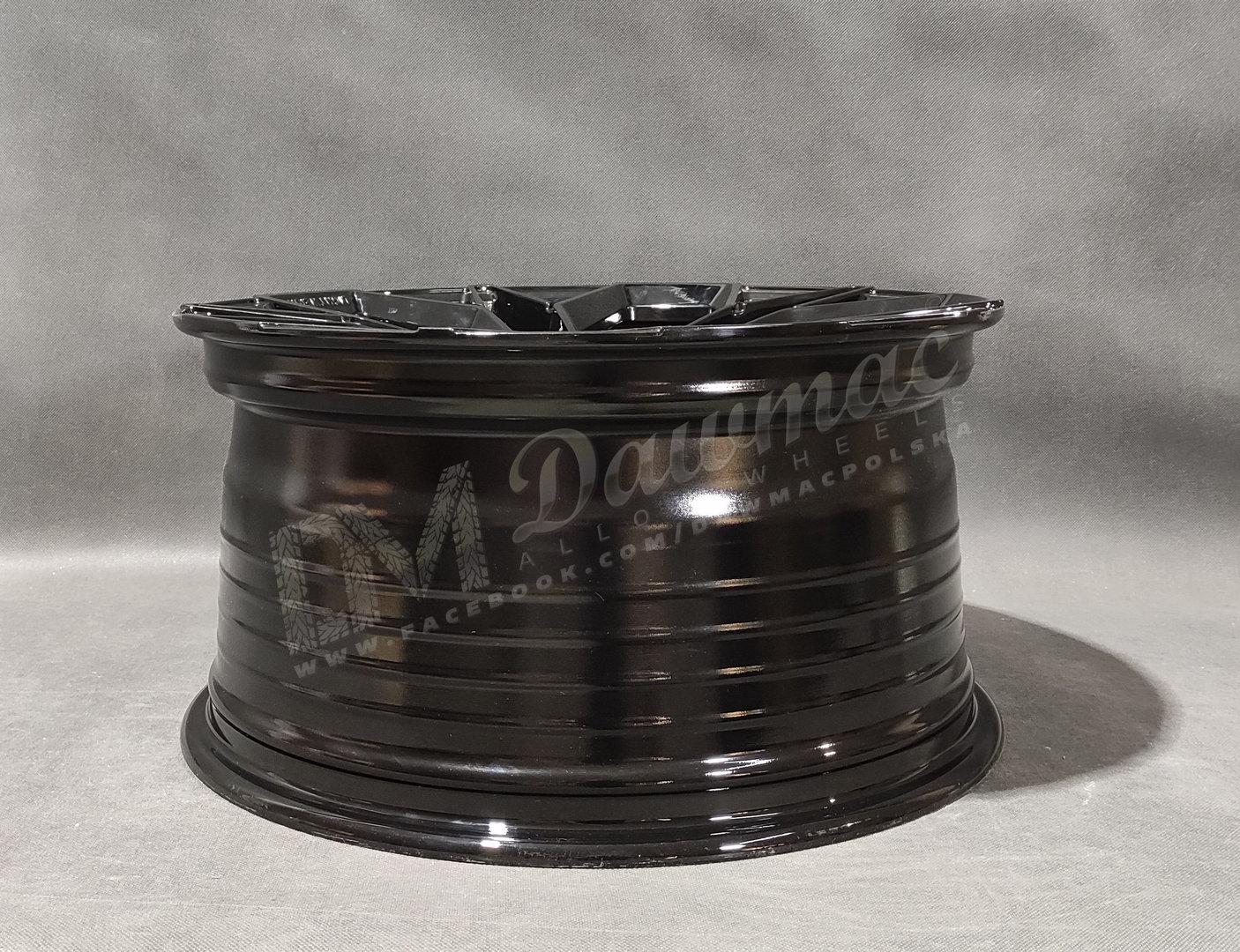 BOLA FLF 19" 8,5J ET25-ET50 5x100-5x120 Gloss Black - obrazek 5