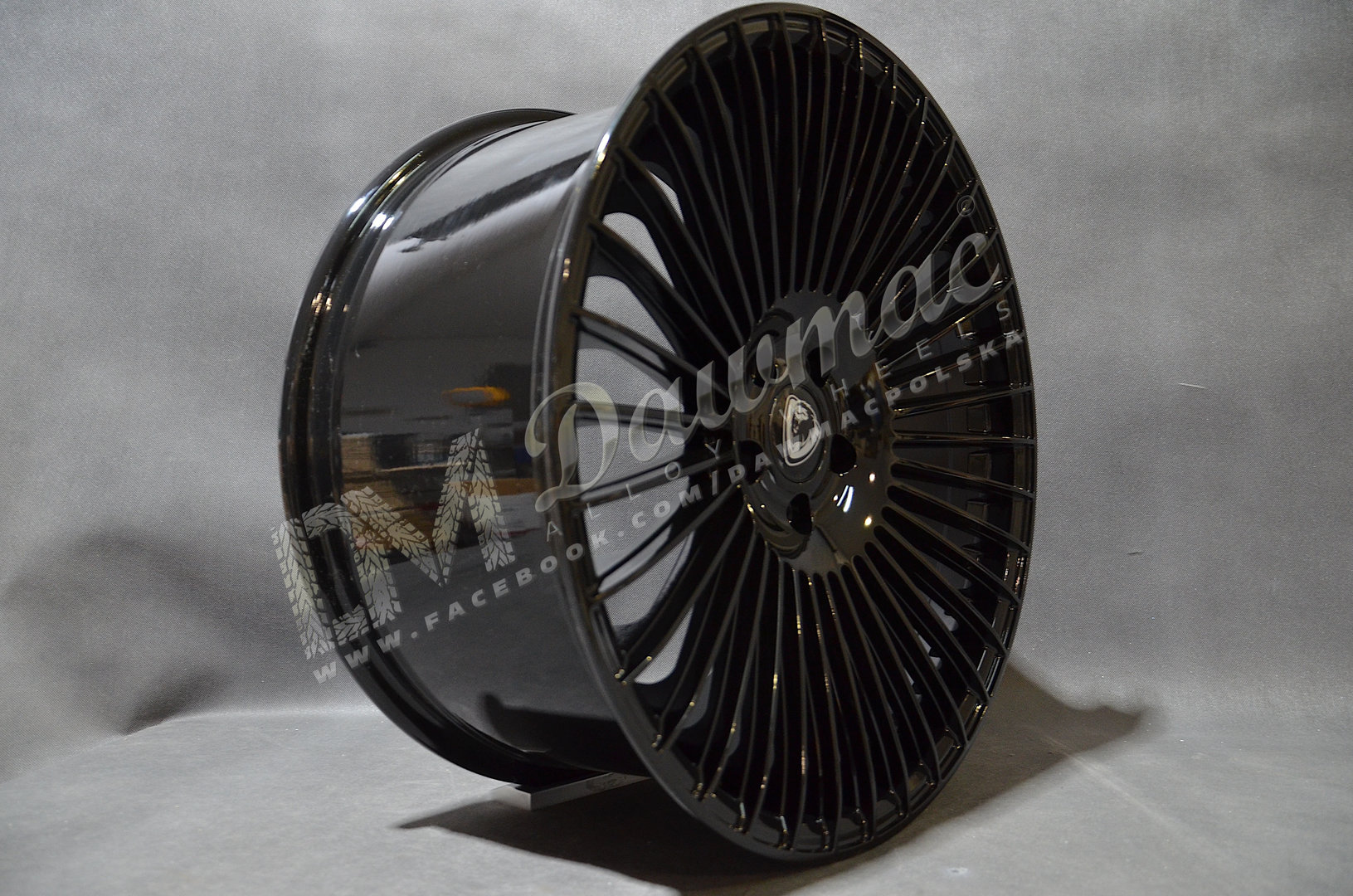 CADES Liniar 20" 8,5J ET30 5x112 Gloss Black - obrazek 3