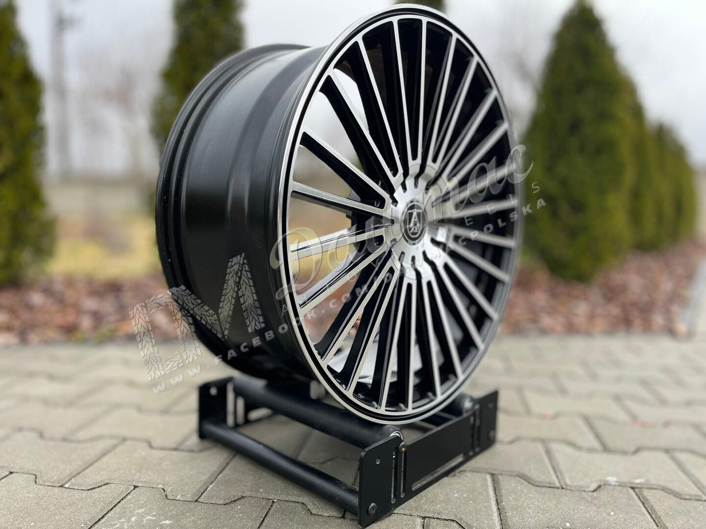 AXE EX50 20" 10J ET48 5x108-6x120 Gloss Black Polished - obrazek 3