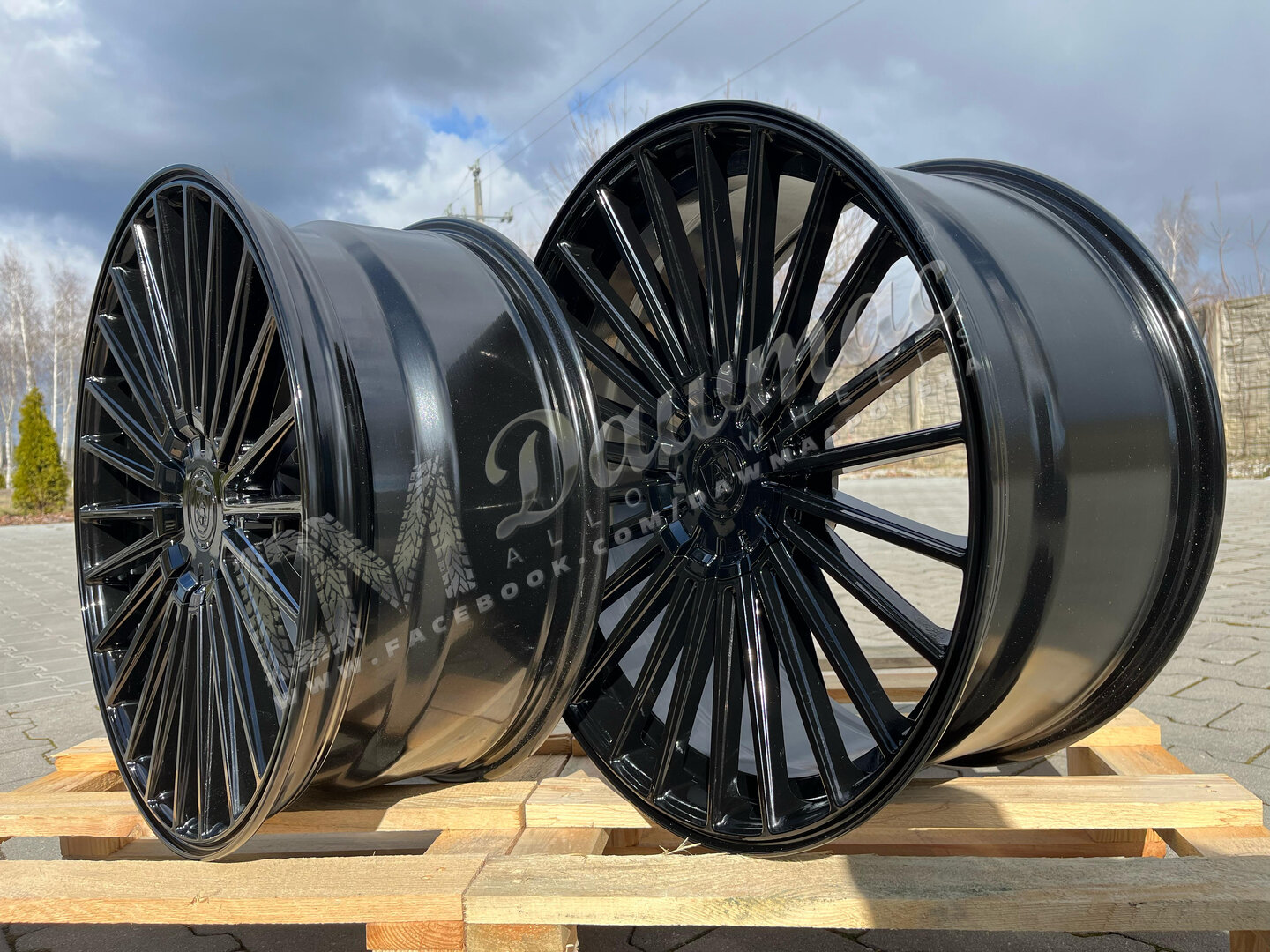 AXE EX50 21" 9J ET25 + 10,5J ET40 5x112 Gloss Black - obrazek 3