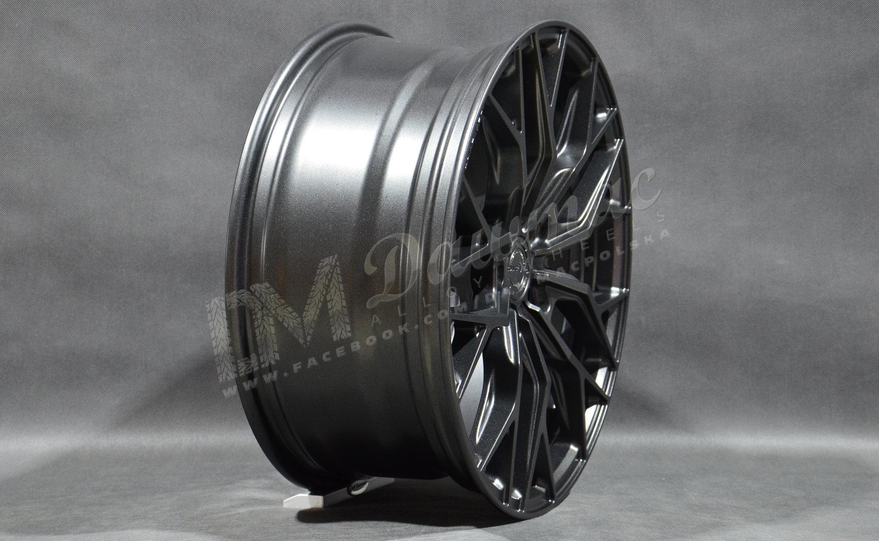 Concaver CVR1 19" 8J ET20-ET40 BLANK Carbon Graphite - obrazek 4