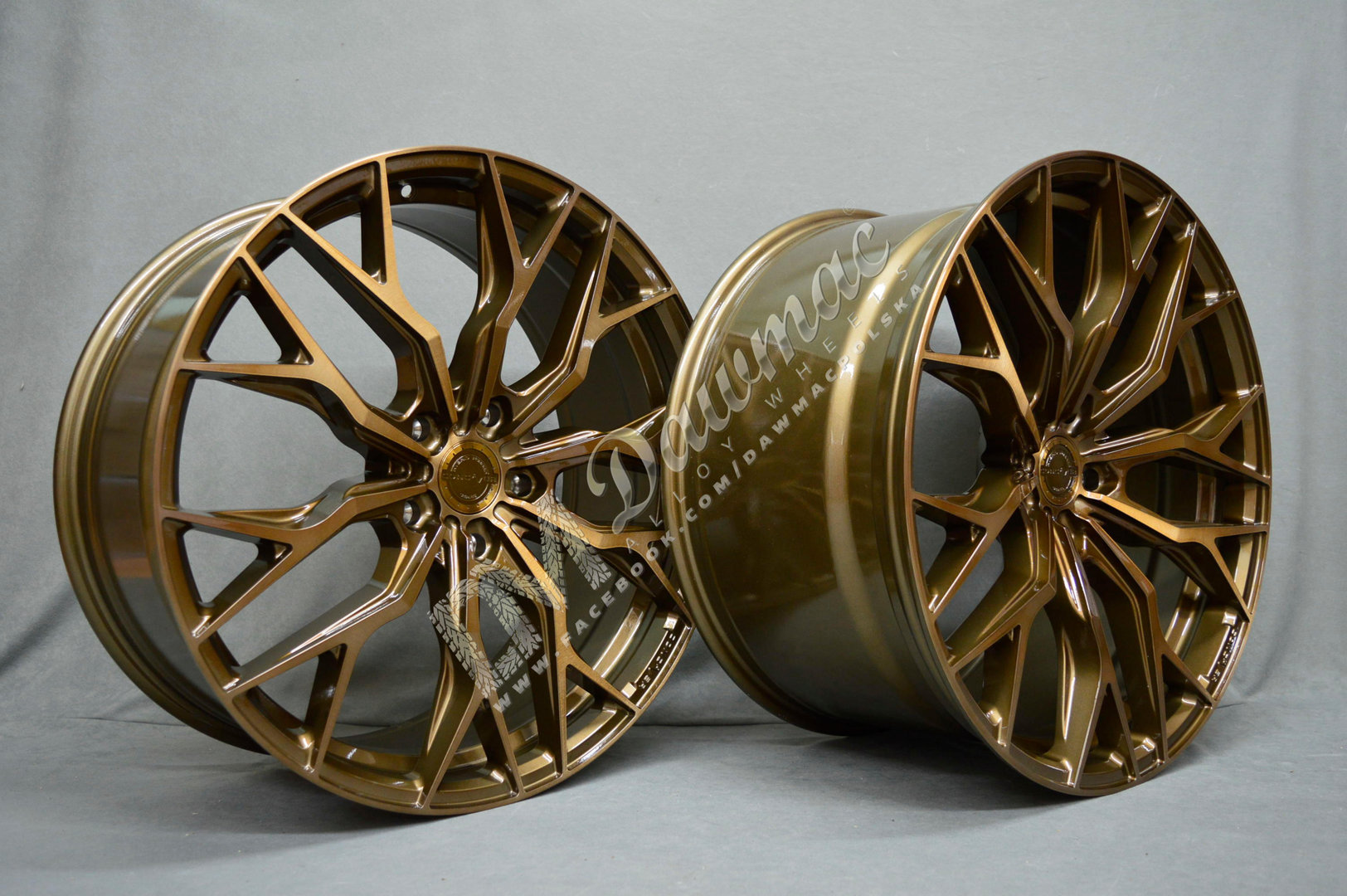 Concaver CVR1 20" 8,5J ET20-ET45 + 9,5J ET22-ET40 BLANK Brushed Bronze - obrazek 4