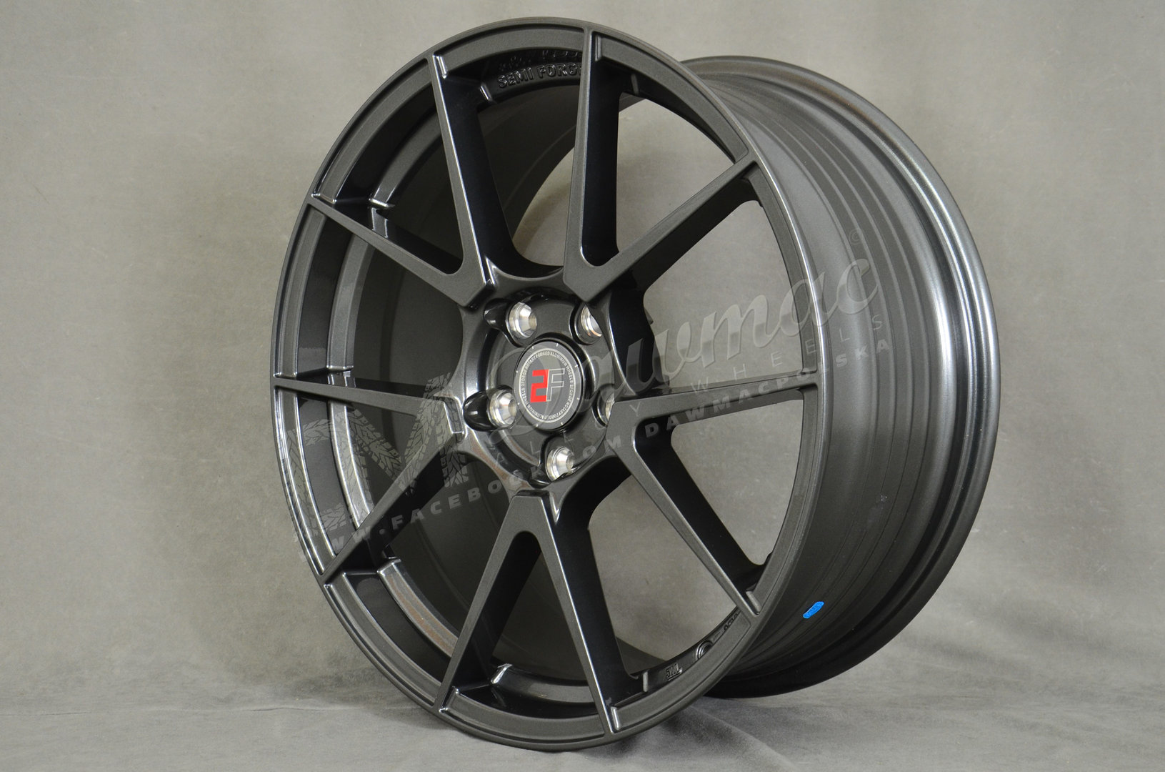2Forge ZF6 19" 8,5J ET15-ET45 5x100-5x130 Gloss Gunmetal - obrazek 4
