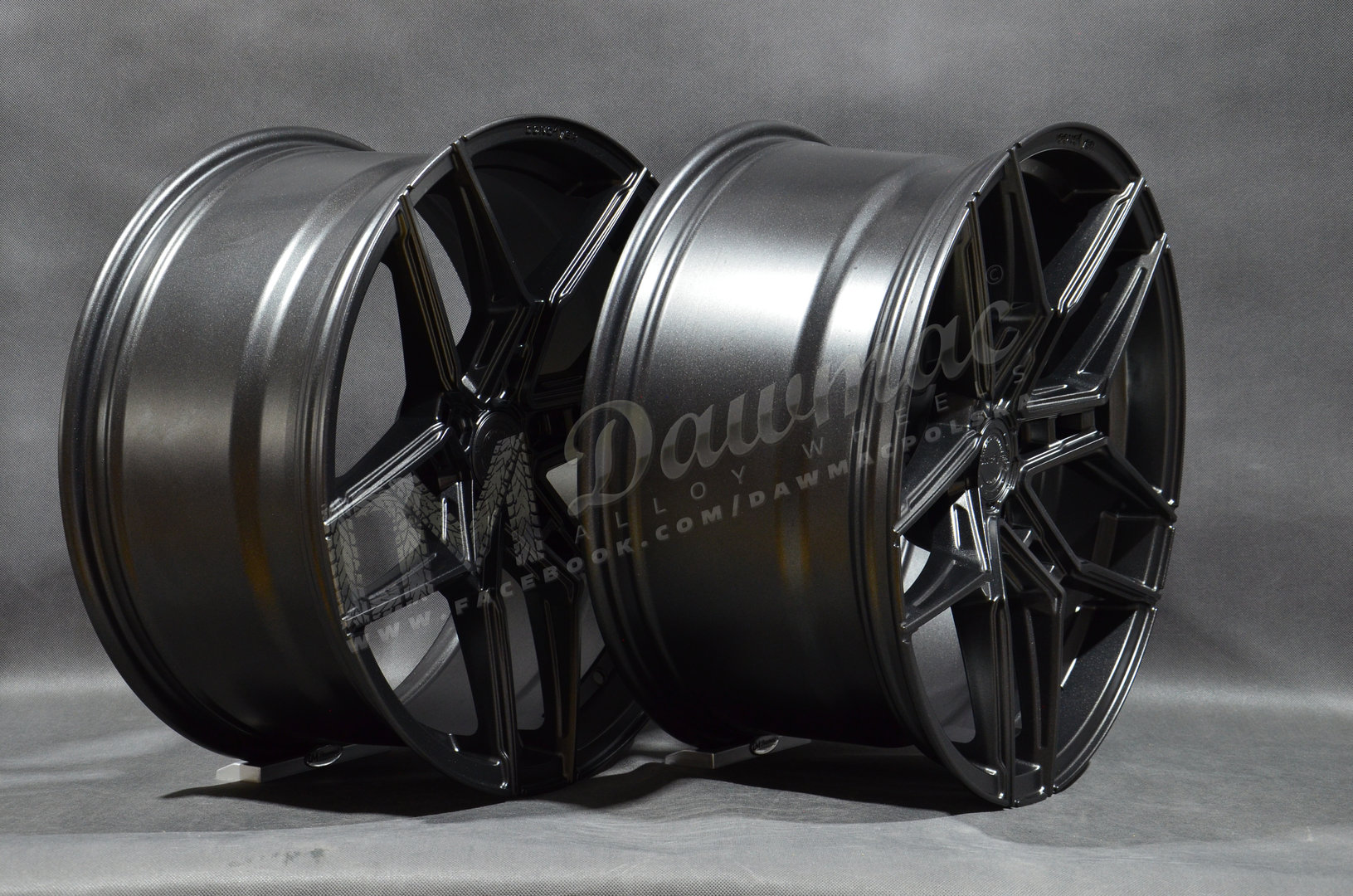 Concaver CVR5 20" 9J ET20-ET51 + 12J ET0-ET42 BLANK Carbon Graphite - obrazek 4