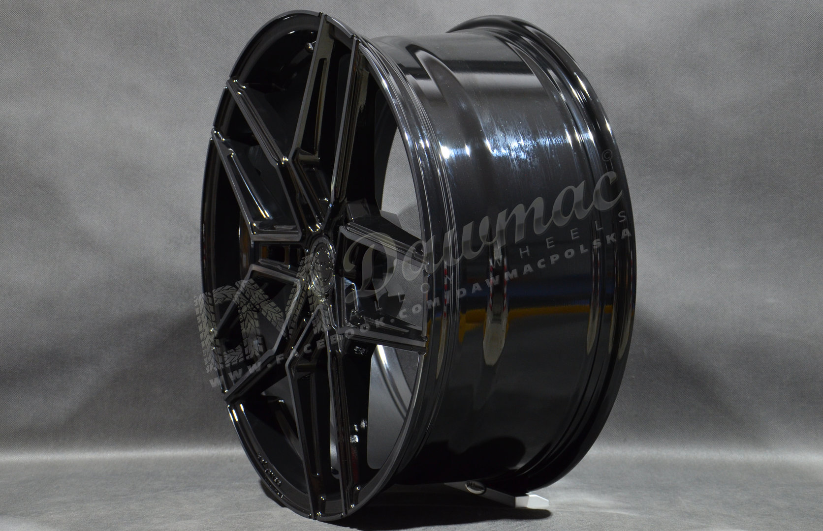 Concaver CVR5 22" 11,5J ET17-ET61 BLANK Double Tinted Black - obrazek 4