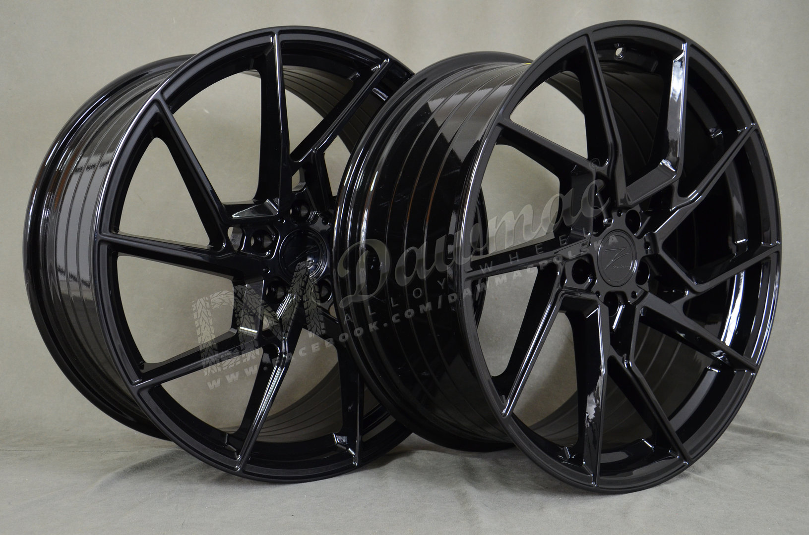 Z-Performance ZP3.1 20" 9J ET30 5x120 Gloss Black - obrazek 4
