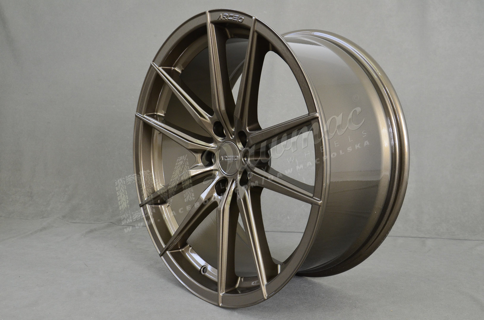 Arceo Monaco 18" 8J ET33 5x114,3 Glossy Bronze - obrazek 4