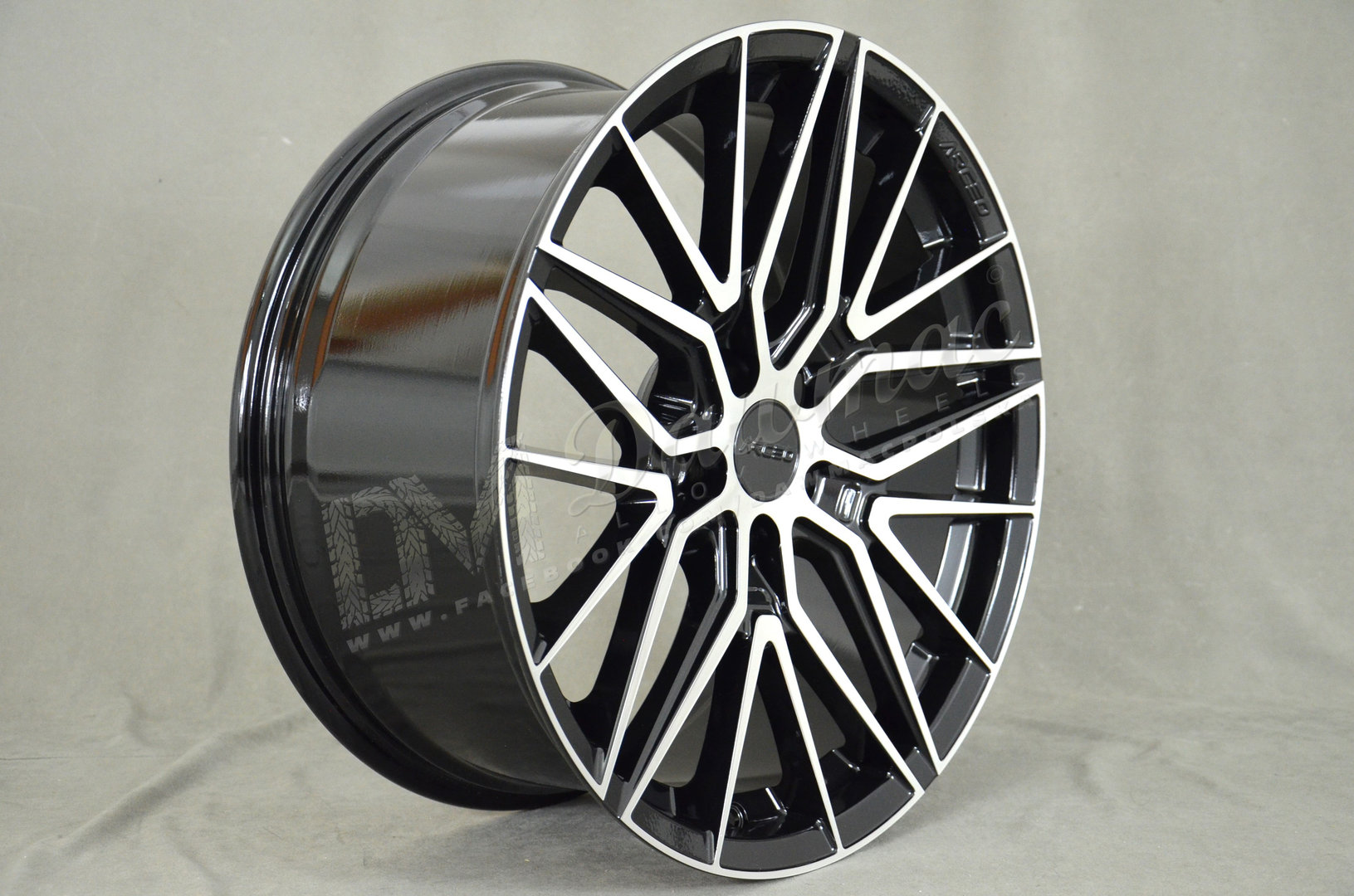 Arceo Sevilla 19" 9,5J ET40 5x114,3 Black Diamond - obrazek 4