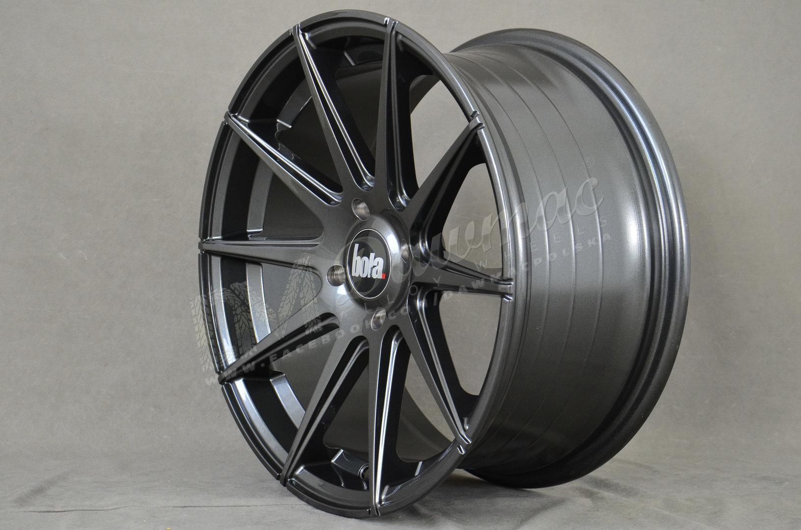 BOLA CSR 19" 8,5J ET25-45 + 9,5J ET25-ET45 5x100-5x130 Gloss Gunmetal - obrazek 4