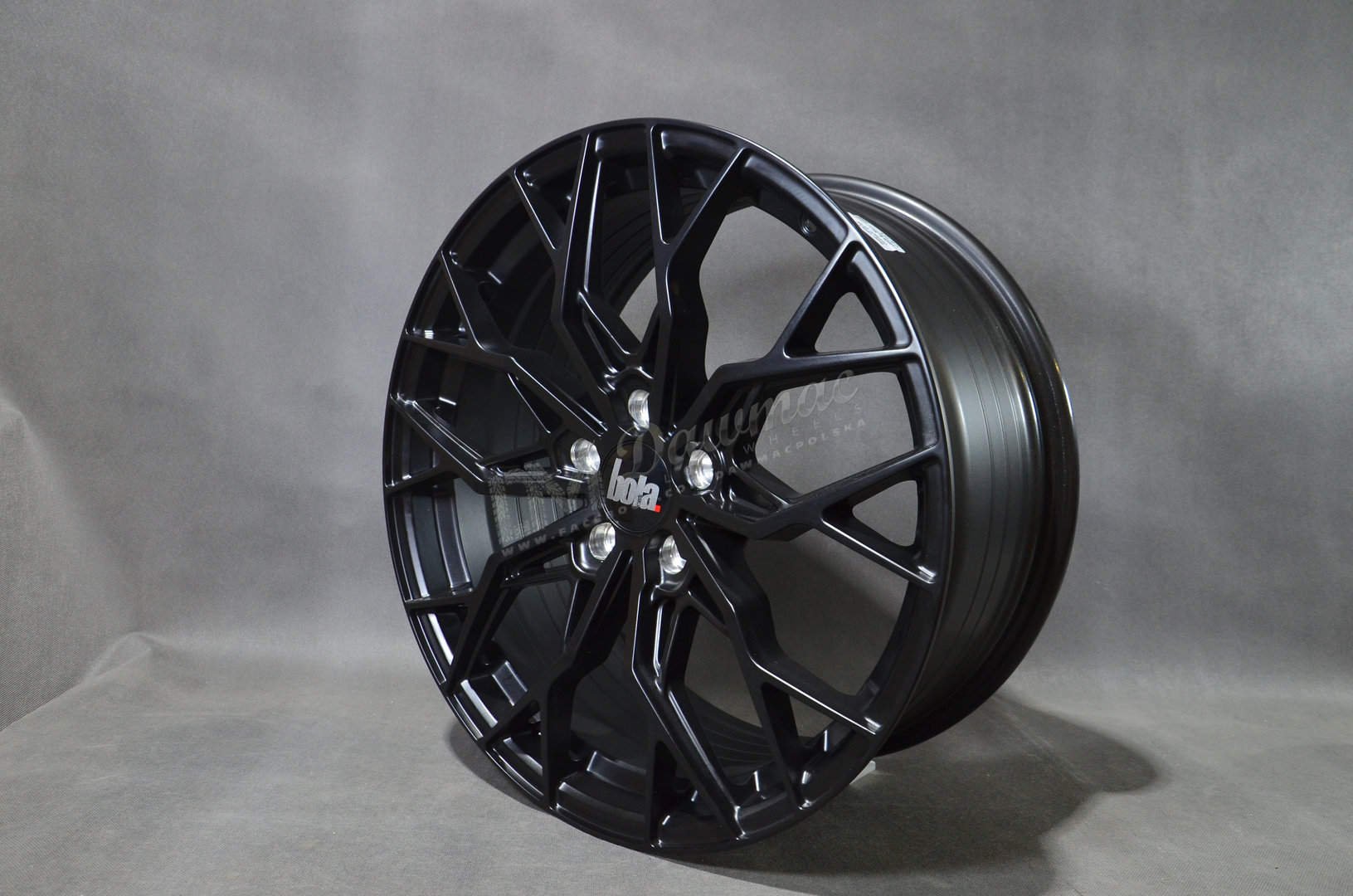 Bola FLX 19" 9,5J ET15-ET50 5x98-5x130 Gloss Black - obrazek 4