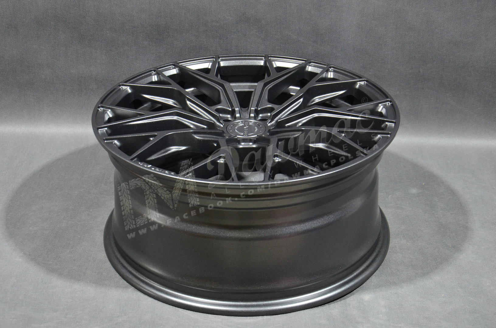 Concaver CVR1 19" 9,5J ET20-ET45 BLANK Carbon Graphite - obrazek 5